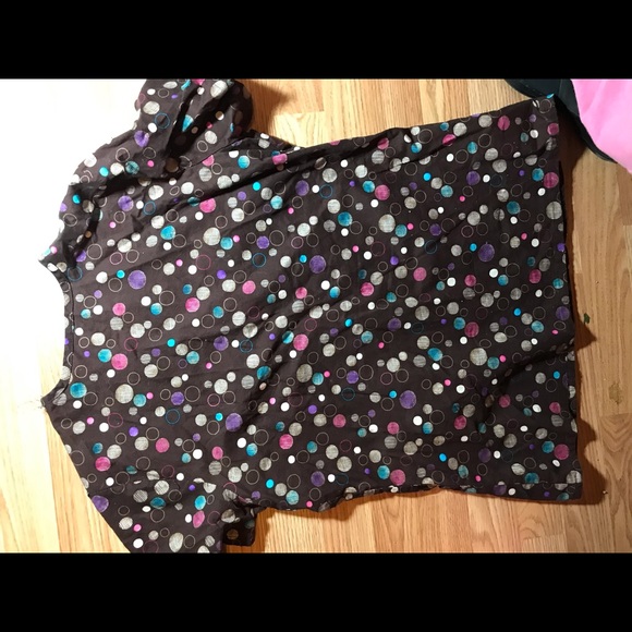 Medium browns scrub with dots - Picture 3 of 6